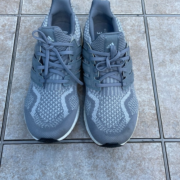 Adidas ULTRABOOST 5 DNA RUNNING LIFESTYLE SHOES - Picture 2 of 14